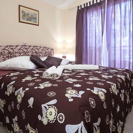 And Goran Apartament *