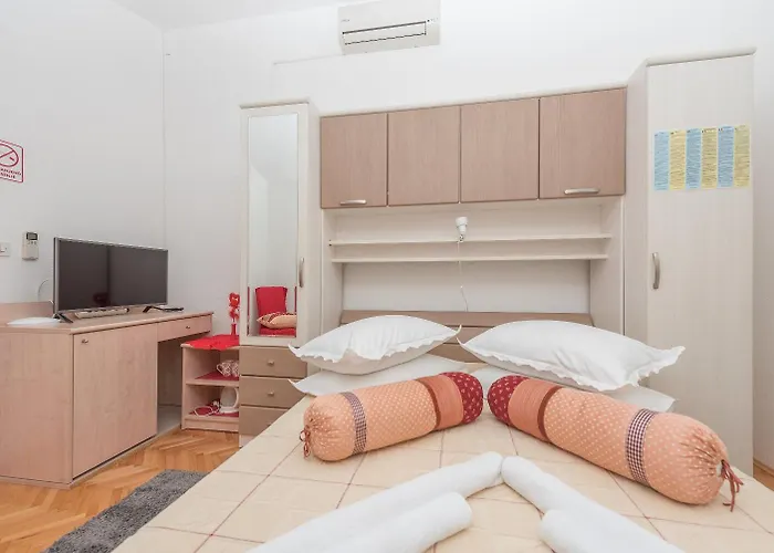 Apartament And Goran *