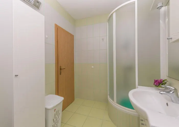 And Goran * Макарська