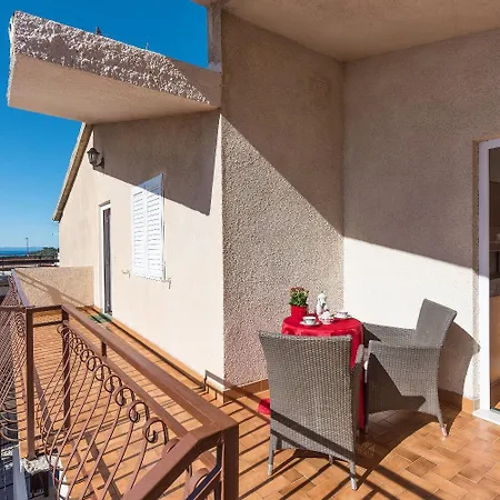 And Goran * Makarska